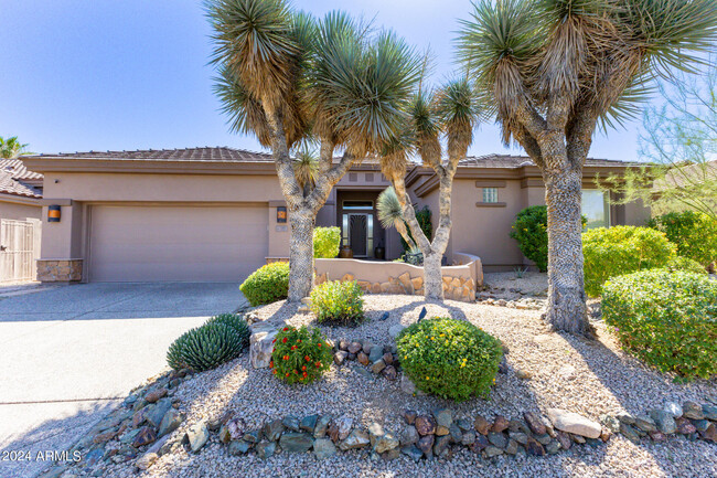 9671 E Cavalry Dr in Scottsdale, AZ - Foto de edificio - Building Photo