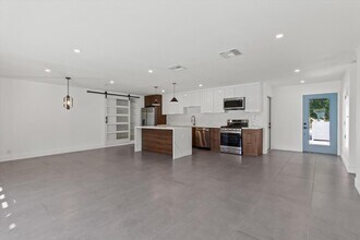 2793 N Chuperosa Rd in Palm Springs, CA - Building Photo - Building Photo