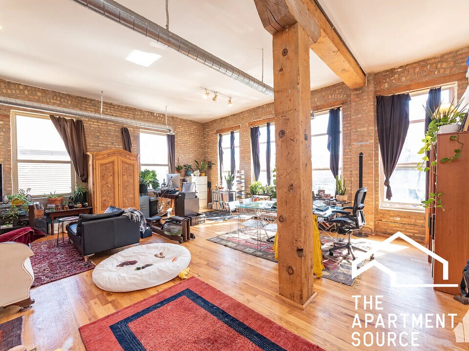 1822 S Bishop St in Chicago, IL - Building Photo
