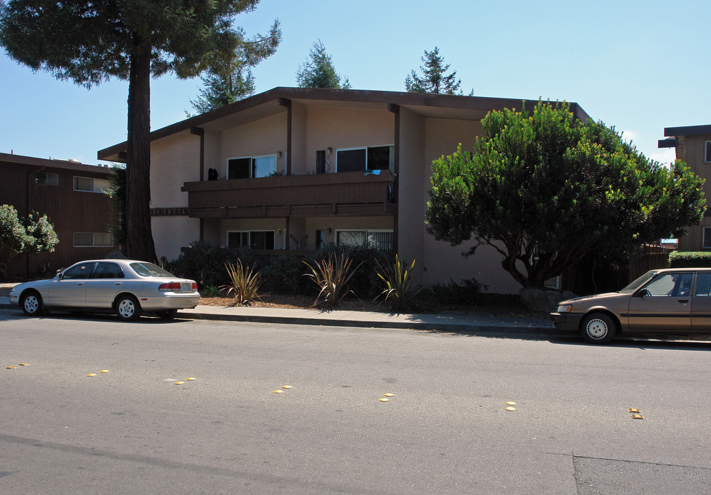 609 Tuttle Ave in Watsonville, CA - Building Photo