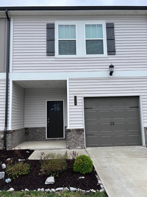 1548 Olympic Ln in Lebanon, TN - Building Photo