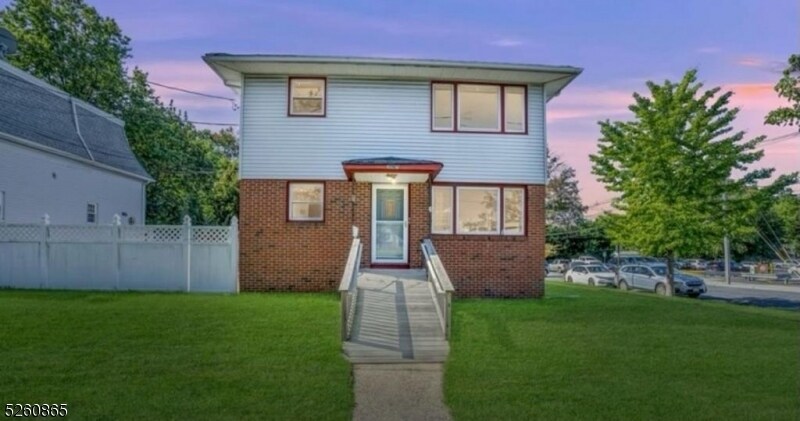 297 E Scott Ave-Unit -2 in Rahway, NJ - Building Photo