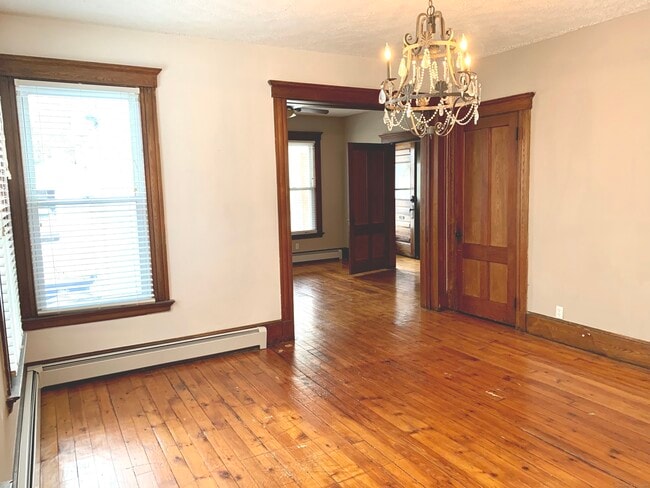 83 Foster St in New Haven, CT - Building Photo - Building Photo
