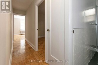 394 Avenue Rd in Toronto, ON - Building Photo - Building Photo