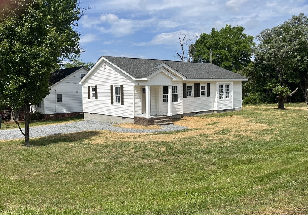 60 3rd St NW in Concord, NC - Building Photo