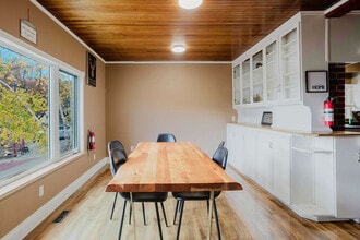 1383 Muskoka District Road 169 in Gravenhurst, ON - Building Photo - Building Photo