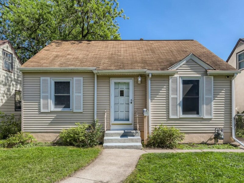 3852 Quail Ave N in Minneapolis, MN - Building Photo