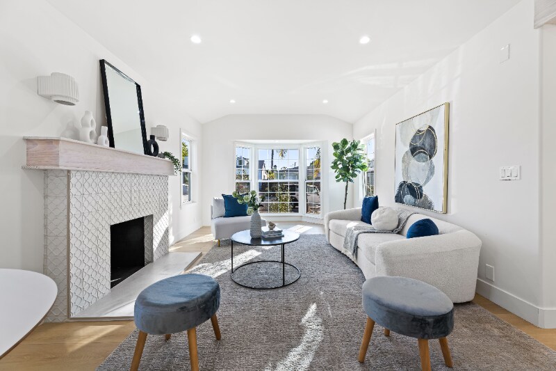 8509 Naylor Ave in Los Angeles, CA - Building Photo