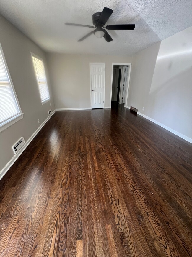 409 Anderson St in Warrensburg, MO - Building Photo - Building Photo