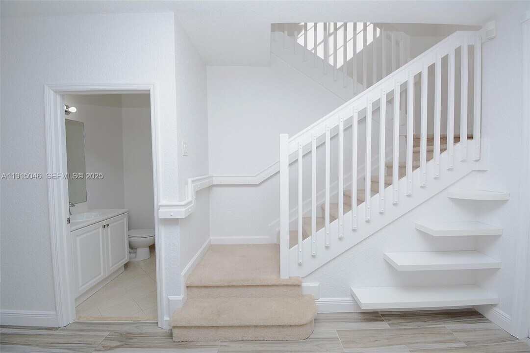 9219 SW 227th St in Cutler Bay, FL - Building Photo