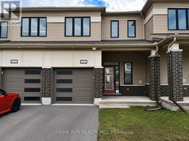 412 Cope Dr in Ottawa, ON - Building Photo