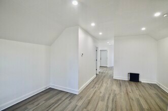 161 Deacon St in Bridgeport, CT - Building Photo - Building Photo