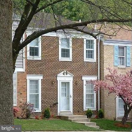 4 Honey Brook Ln in Gaithersburg, MD - Building Photo