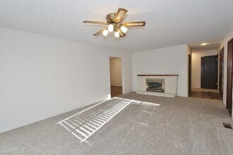 2412 Robert Ave in Caldwell, ID - Building Photo - Building Photo