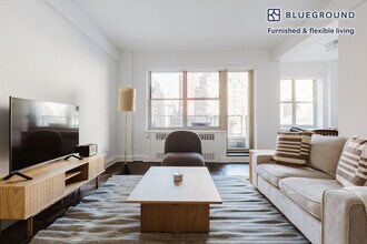 40 Park Ave in New York, NY - Foto de edificio - Building Photo