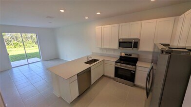 3094 Chantilly Dr in Davenport, FL - Building Photo - Building Photo