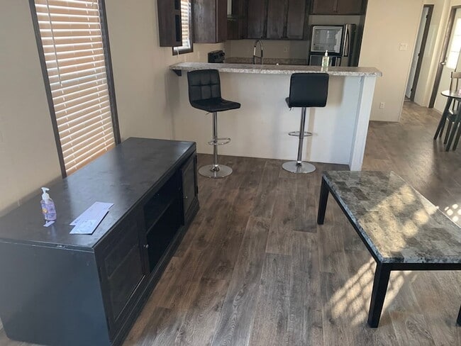 707 Ryan Ave in Odessa, TX - Building Photo - Building Photo