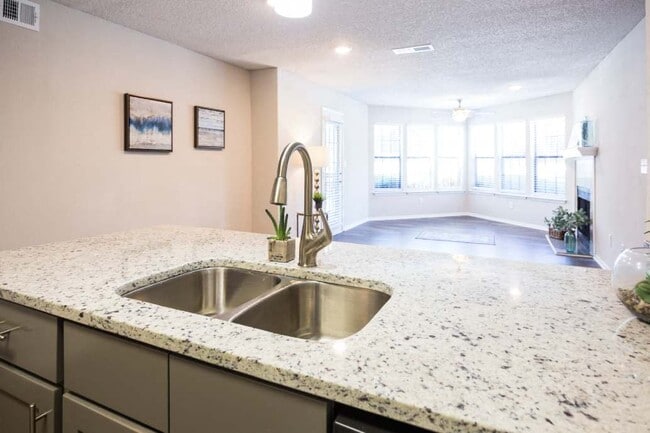 Eclipse Apartments in Duluth, GA - Building Photo - Building Photo