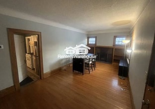 3857 Pillsbury Ave in Minneapolis, MN - Building Photo - Building Photo