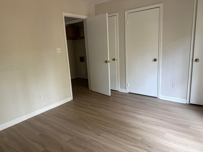 203 Parkbrook Cir in Tallahassee, FL - Building Photo - Building Photo