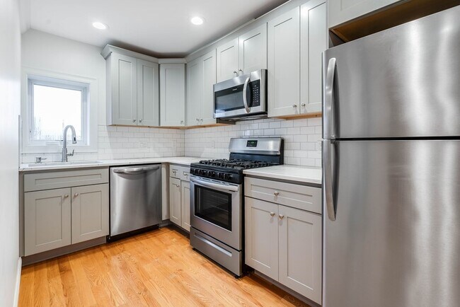14 Pompeii St, Unit 3 in Boston, MA - Building Photo - Building Photo