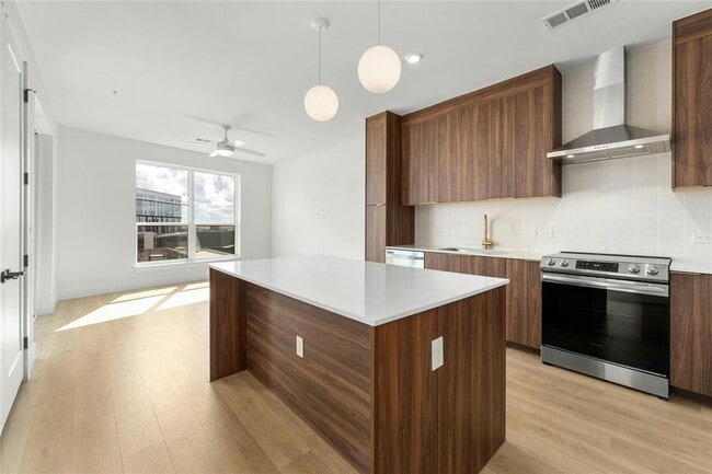 property at 1701 Simond Ave