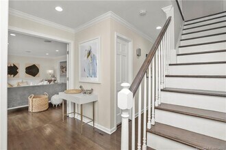 54 Country Club Rd in Darien, CT - Building Photo - Building Photo