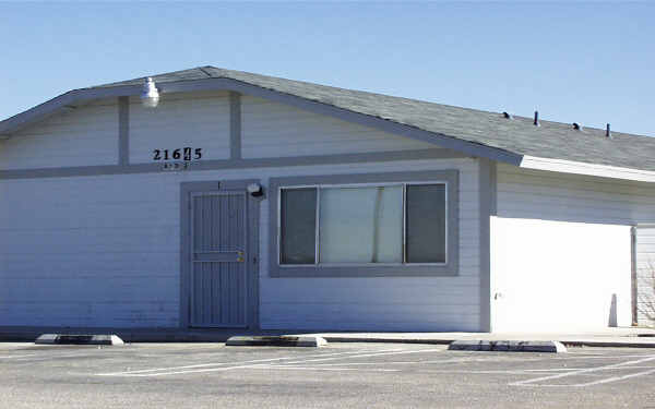 21645 Powhattan Rd in Apple Valley, CA - Building Photo