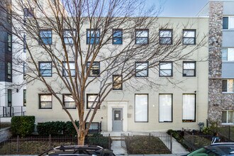 1323 K St SE in Washington, DC - Building Photo - Building Photo