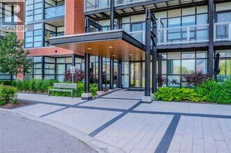 15 Prince Albert Blvd in Kitchener, ON - Building Photo - Building Photo