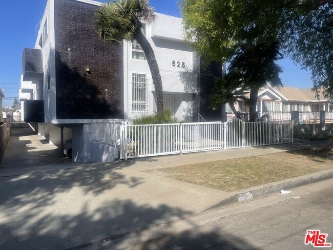 property at 525 S Osage Ave