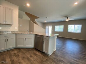 7470 Pink Moon St in North Las Vegas, NV - Building Photo - Building Photo