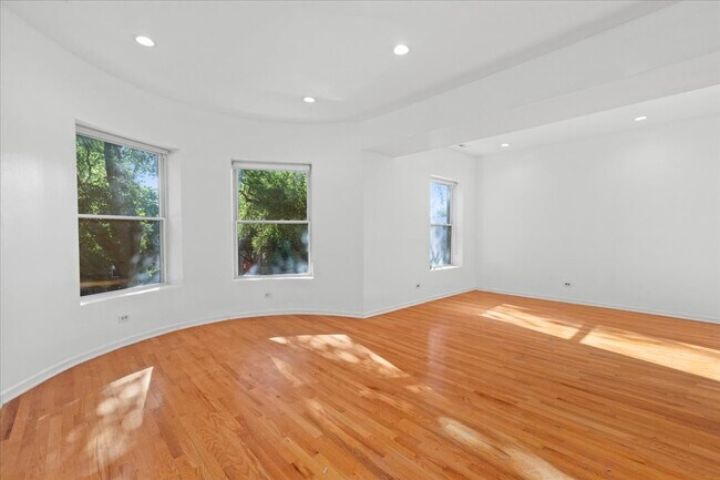 4404 S Prairie Ave in Chicago, IL - Building Photo - Building Photo