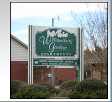 Williamsburg Gardens in Hemingway, SC - Foto de edificio