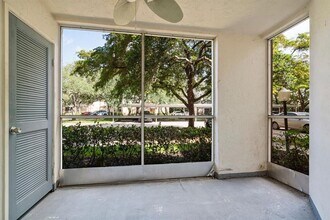 9899 Westview Dr in Coral Springs, FL - Building Photo - Building Photo