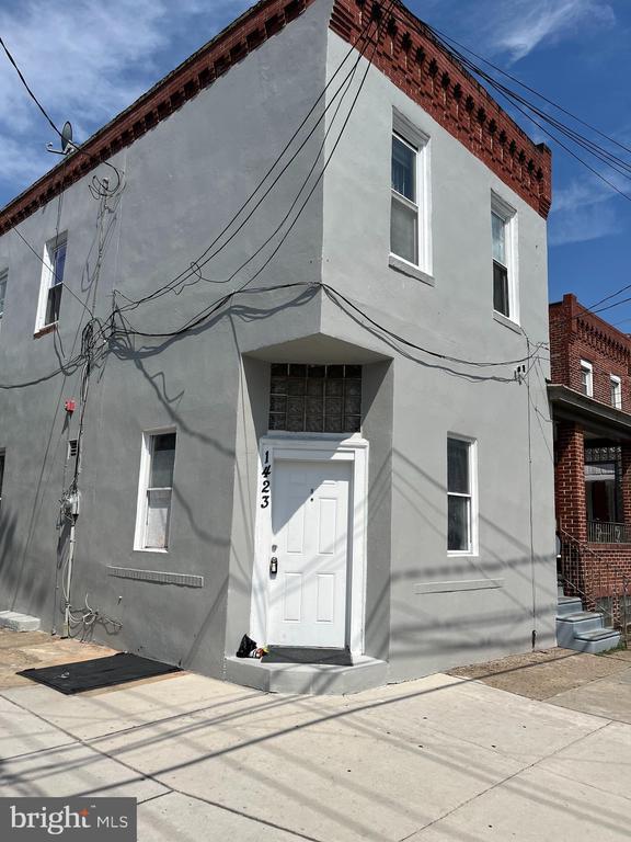 property at 1423 S 10th St
