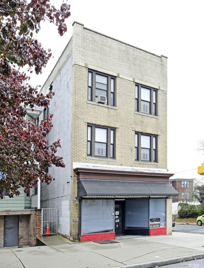 346 Kennedy Blvd
