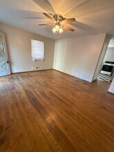 1528 S Vermont Ave in Independence, MO - Building Photo - Building Photo