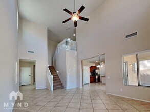 25714 N 54th Glen in Phoenix, AZ - Foto de edificio - Building Photo