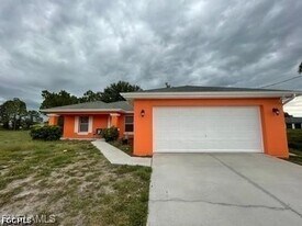 3902 23rd St SW in Lehigh Acres, FL - Building Photo