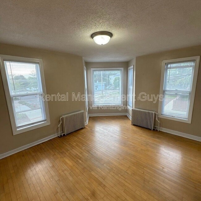 65 George St E in St. Paul, MN - Building Photo - Building Photo