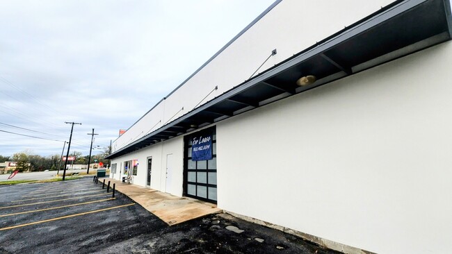 property at 2531 W Morton St