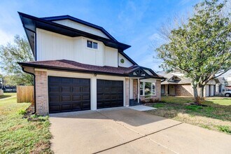 19403 Lake Hollow Ln in Houston, TX - Building Photo - Building Photo