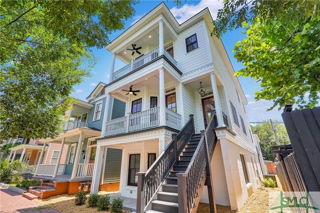 219 W Anderson St in Savannah, GA - Foto de edificio - Building Photo