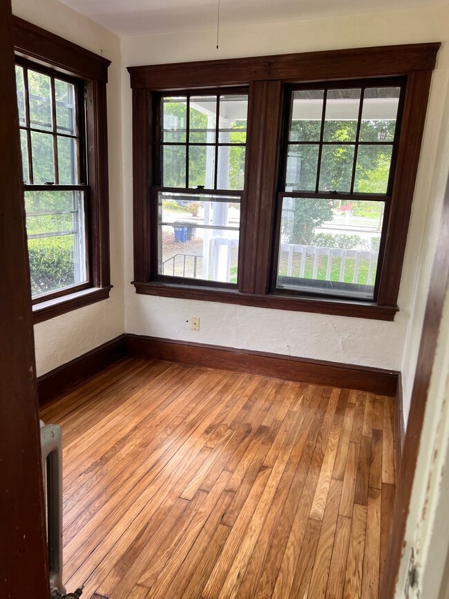 103 Pleasant St, Unit 1 in Woburn, MA - Building Photo - Building Photo