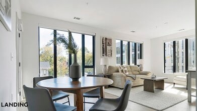 318 W Corporation St in Durham, NC - Foto de edificio - Building Photo