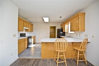 816 Kinkade Pl in Lowell, AR - Building Photo - Building Photo
