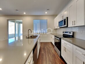 8939 Tiger Tooth Ave in Las Vegas, NV - Building Photo - Building Photo