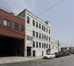 269-271 Meserole St in Brooklyn, NY - Building Photo - Building Photo