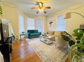 214 Freeman St in Brookline, MA - Building Photo